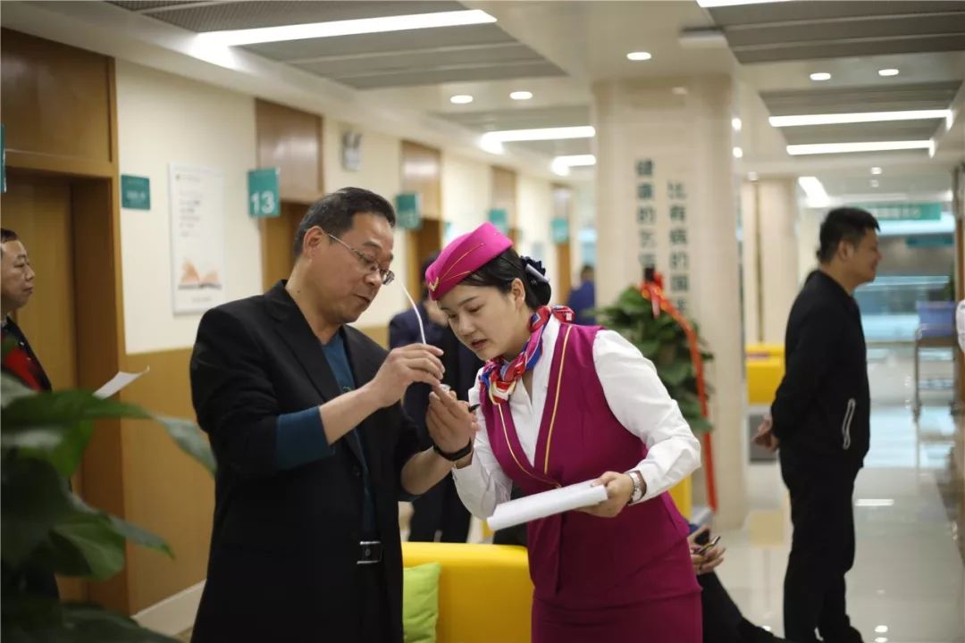 安顺24小时套医保卡(北京医保卡使用指南)